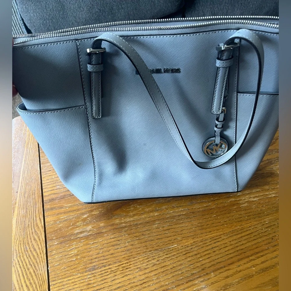 Michael Kors Tote - Picture 2 of 4